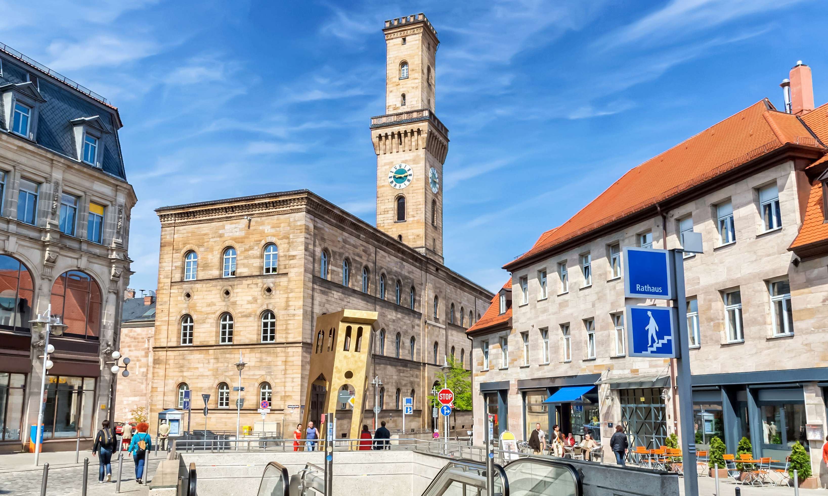 Blick auf den Rathausplatz in Fürth