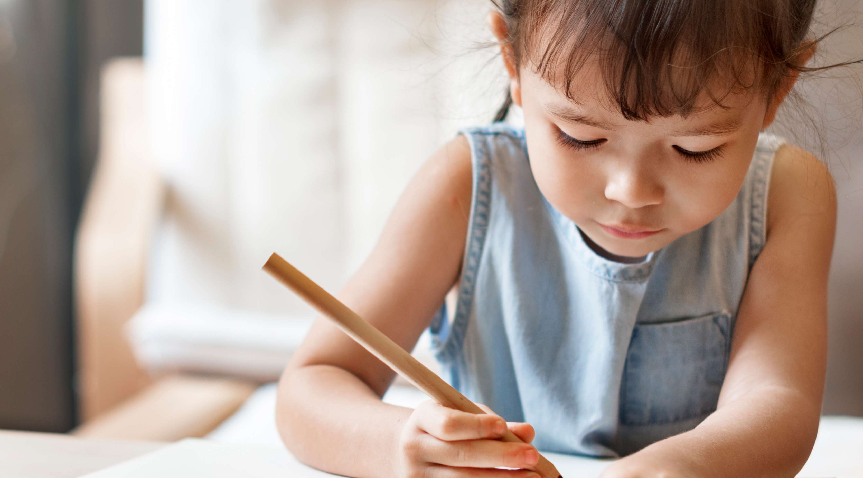 Allianz - Ein Kind lernt schreiben