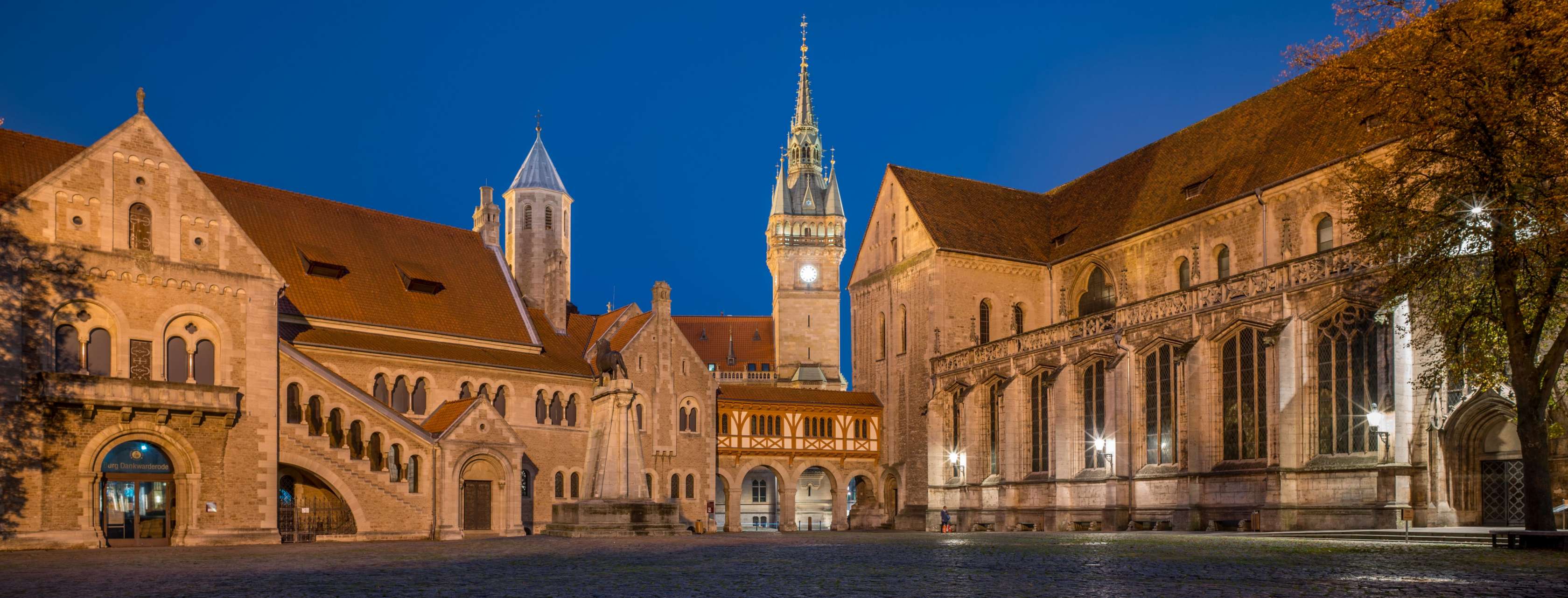 Blick auf den mittelalterlichen Burgplatz in Braunschweig
