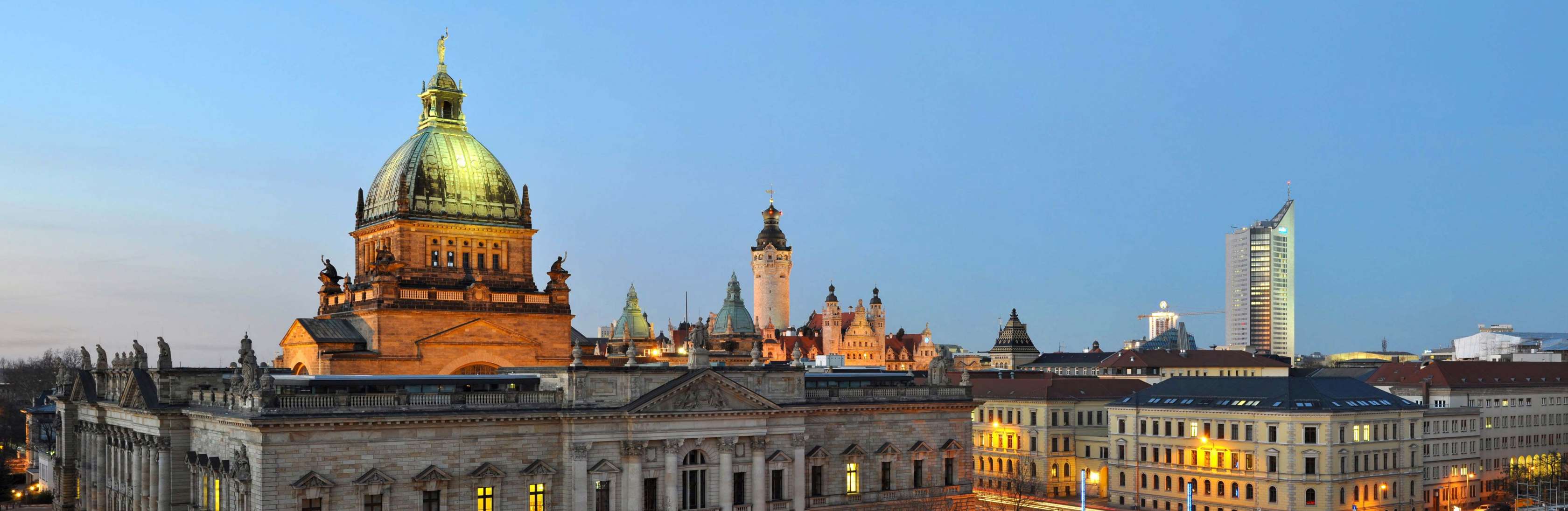 Allianz Kfz-Versicherung in Leipzig finden: Blick über die Leipziger ALtstadt