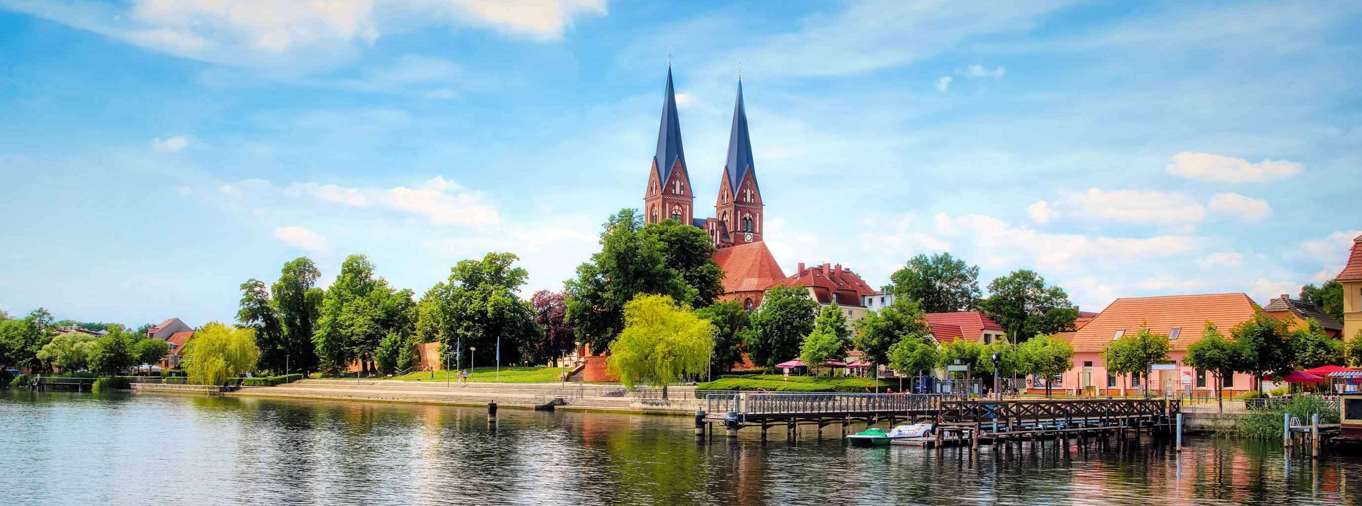 Versicherung in Neuruppin: Finden Sie Allianz Ansprechpartner:innen vor Ort rund um Ihre Versicherungen in Neuruppin.