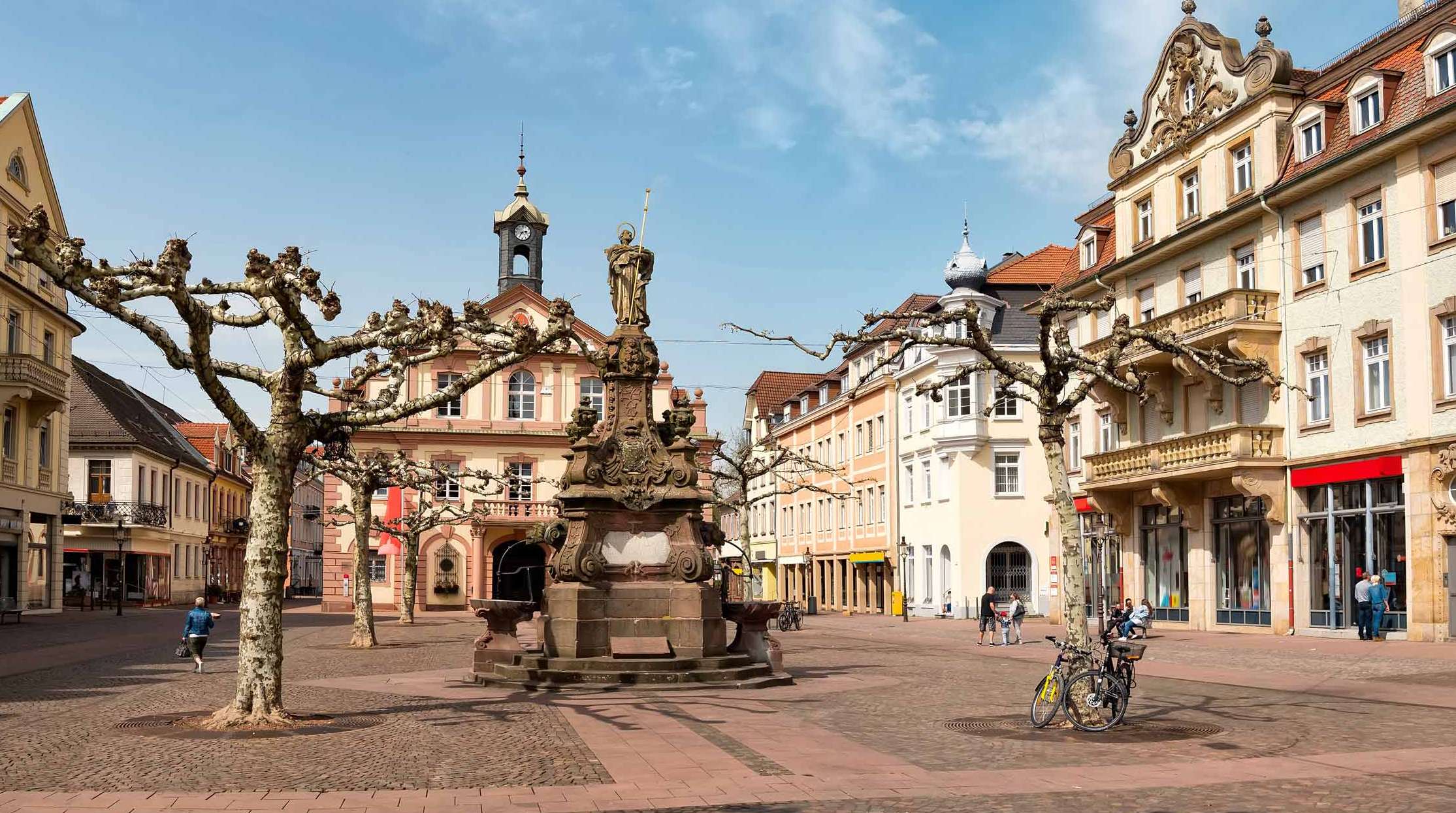Versicherung in Rastatt: Finden Sie die passenden Ansprechpartner:innen rund um Versicherungen in Rastatt.