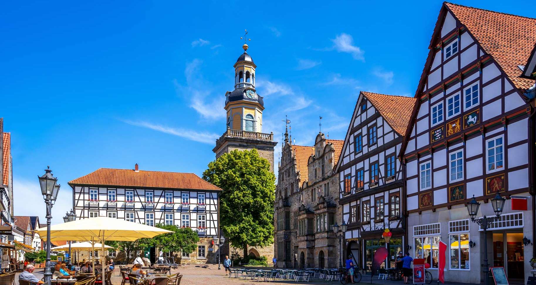 Versicherung in Rinteln: Finden Sie Allianz Ansprechpartner:innen vor Ort rund um Ihre Versicherungen in Rinteln.