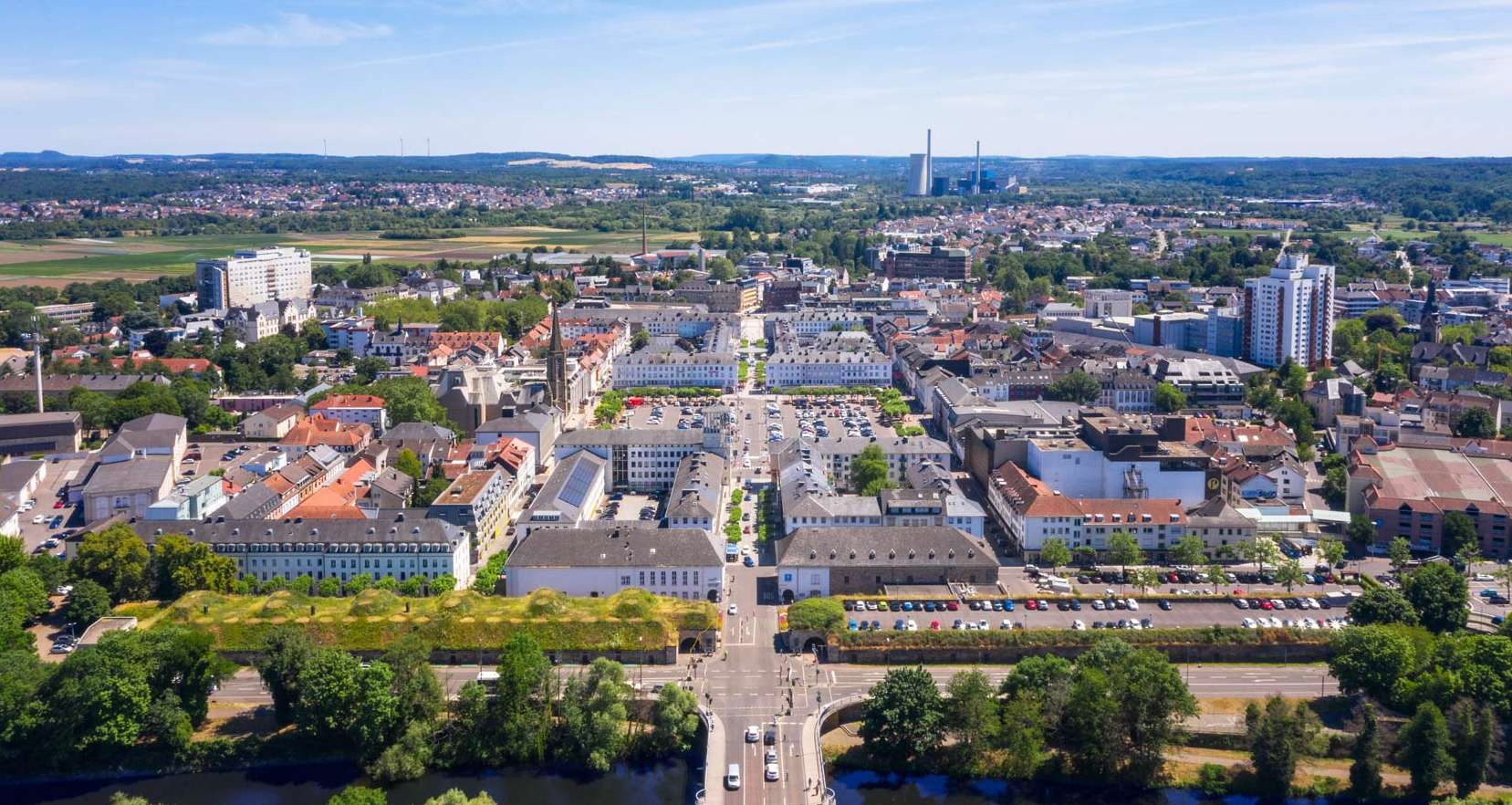 Versicherung in Saarlouis: Finden Sie die passenden Ansprechpartner:innen rund um Versicherungen in Saarlouis.