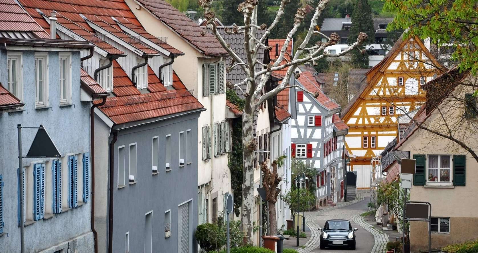 Versicherung in Waiblingen: Finden Sie über die Agentursuche der Allianz die passenden Ansprechpartner:innen rund um Versicherungen in Waiblingen.