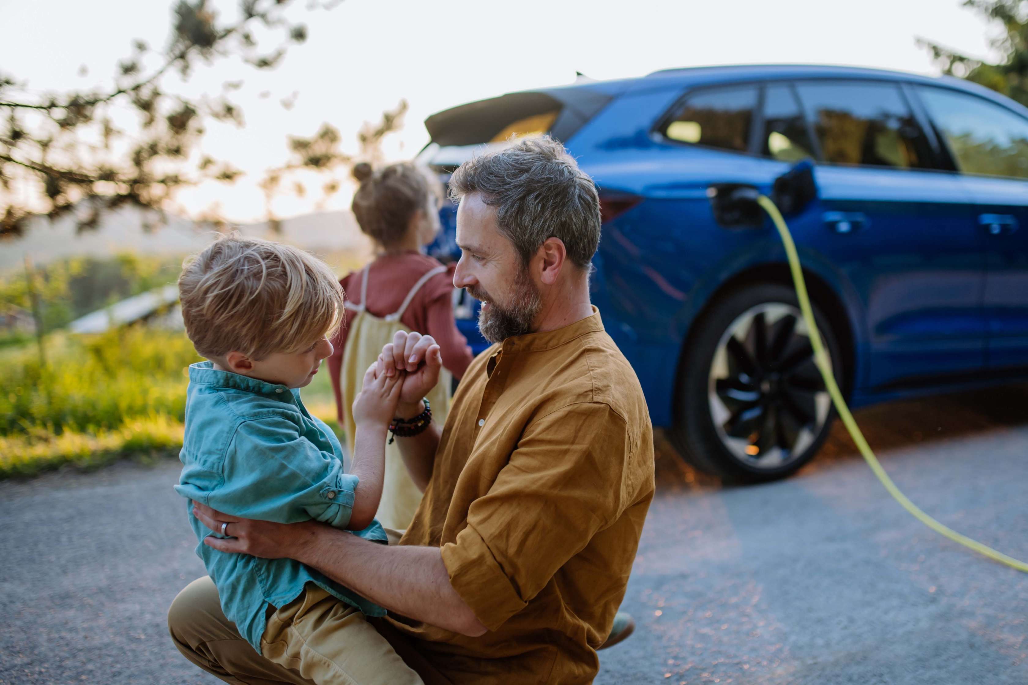 Elektroauto Förderung 2026: Nahaufnahme eines Elektroautos