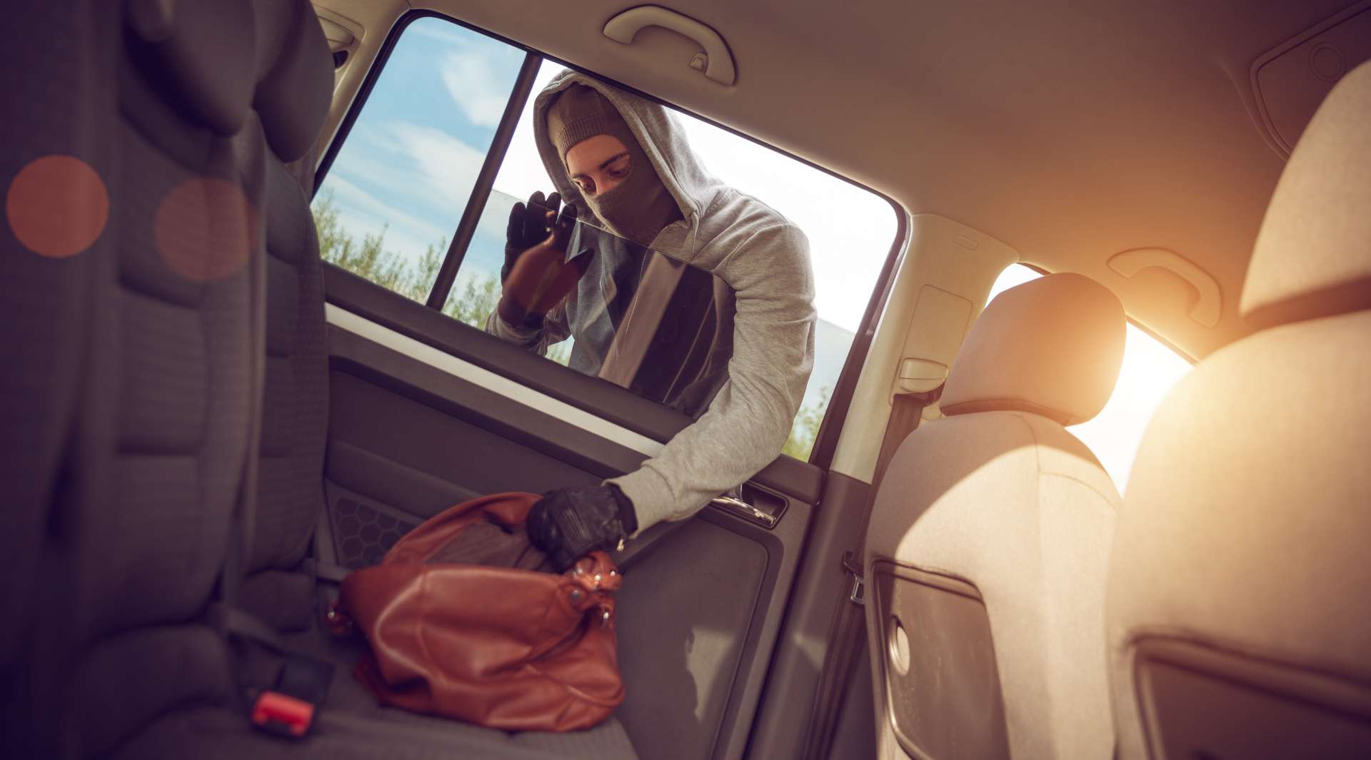 Diebstahl Aus Dem Auto Hausratversicherung