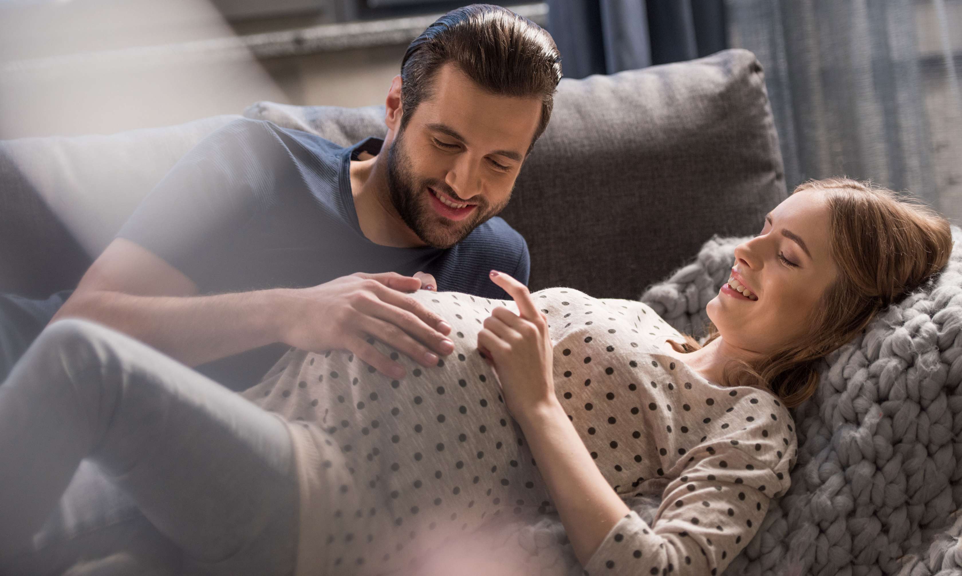 Private Krankenversicherung und Schwangerschaft: Vorsorge, Beiträge und Mutterschutz.