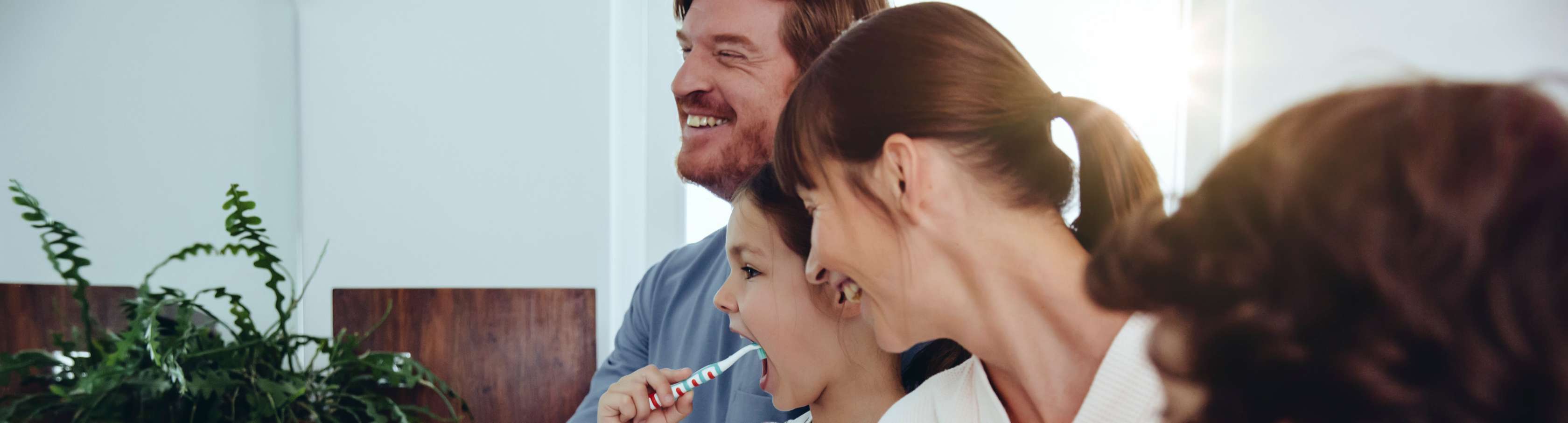 Zahnzusatzversicherung für Familien: Hilfreiche Infos und Vorteile für alle Familienmitglieder