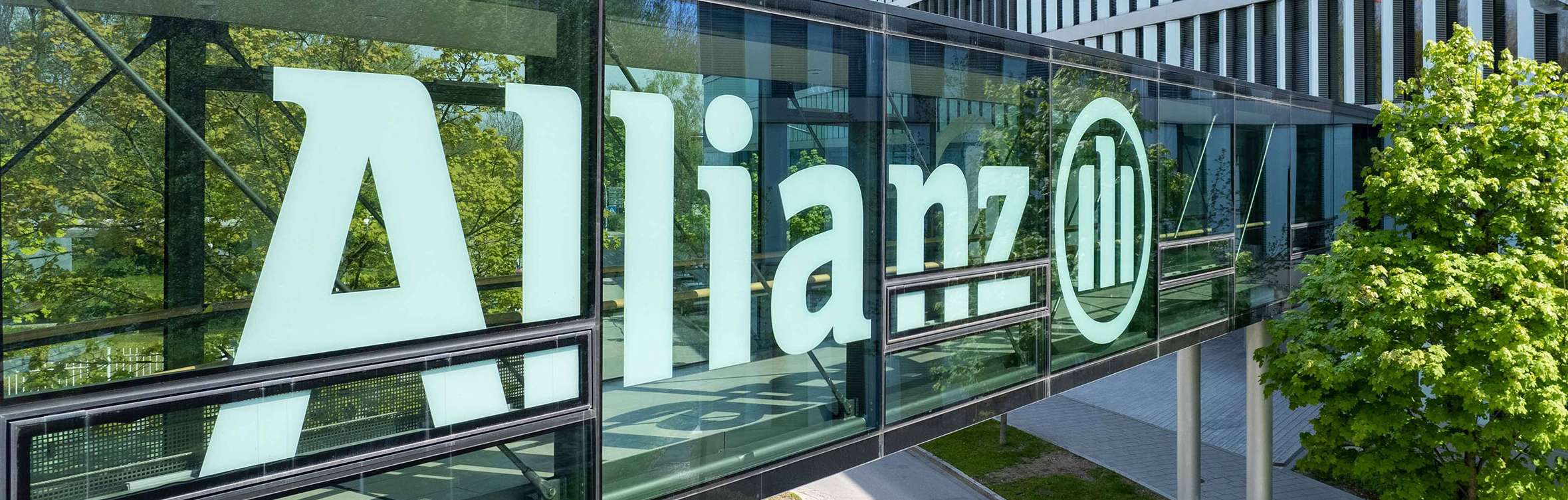 Allianz Pressemitteilung Jeder dritte Unfall ist vermeidbar: Allianz Unternehmensgebäude