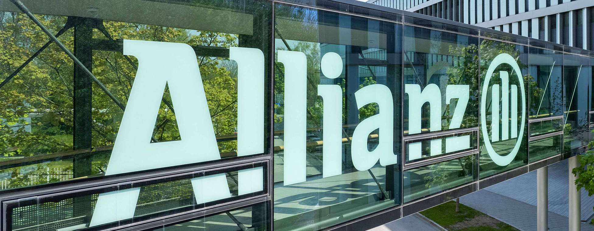Allianz Pressemitteilung 24 Monate Preisgarantie:Allianz Unternehmensgebäude